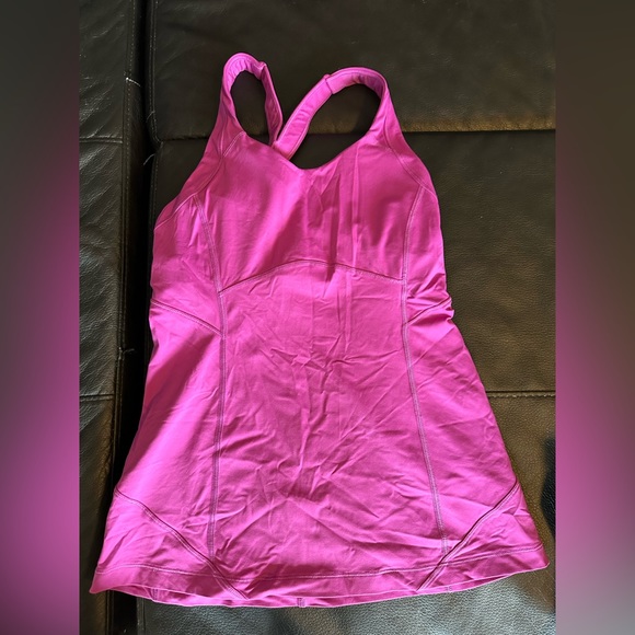 Lululemon tank - Picture 2 of 2